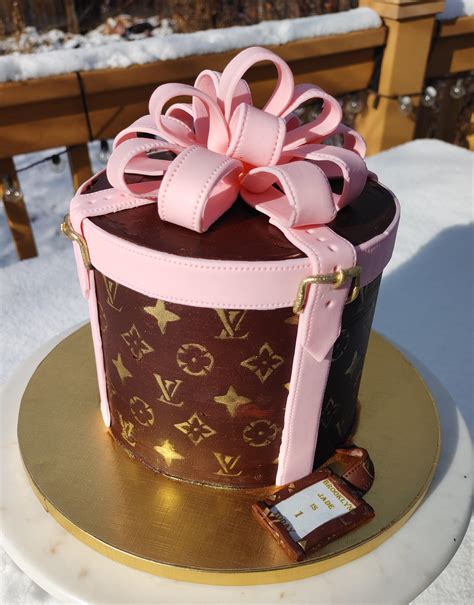 pink louis vuitton cake|louis vuitton cake topper.